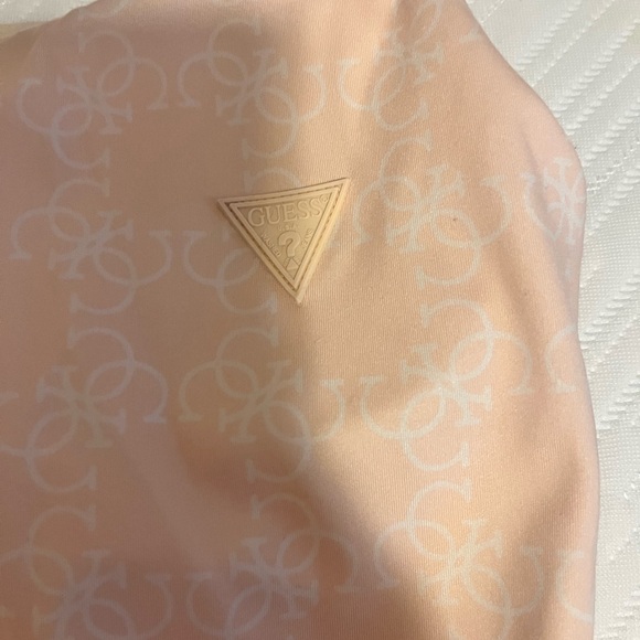 Athletic Guess Tanktop - Picture 3 of 4